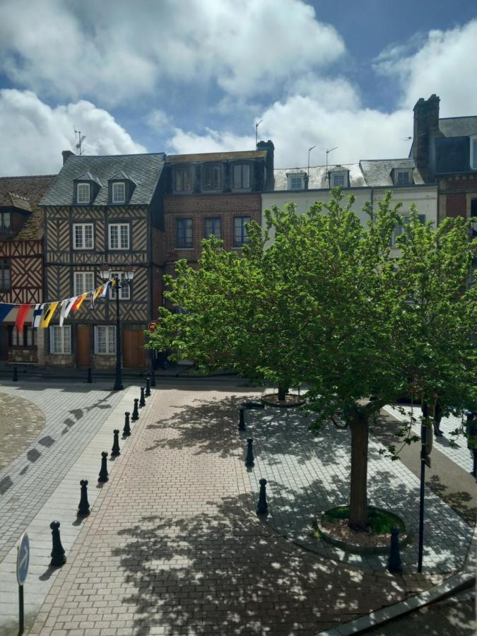 Apartmán Le Leon Honfleur Exteriér fotografie