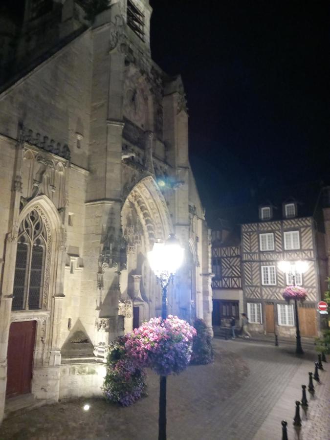 Apartmán Le Leon Honfleur Exteriér fotografie